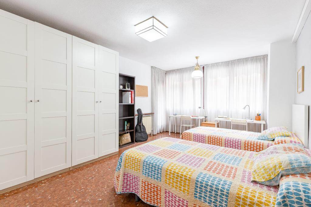 Habitacion doble- Residencia-para-universitarios-Riverside-Granada-24